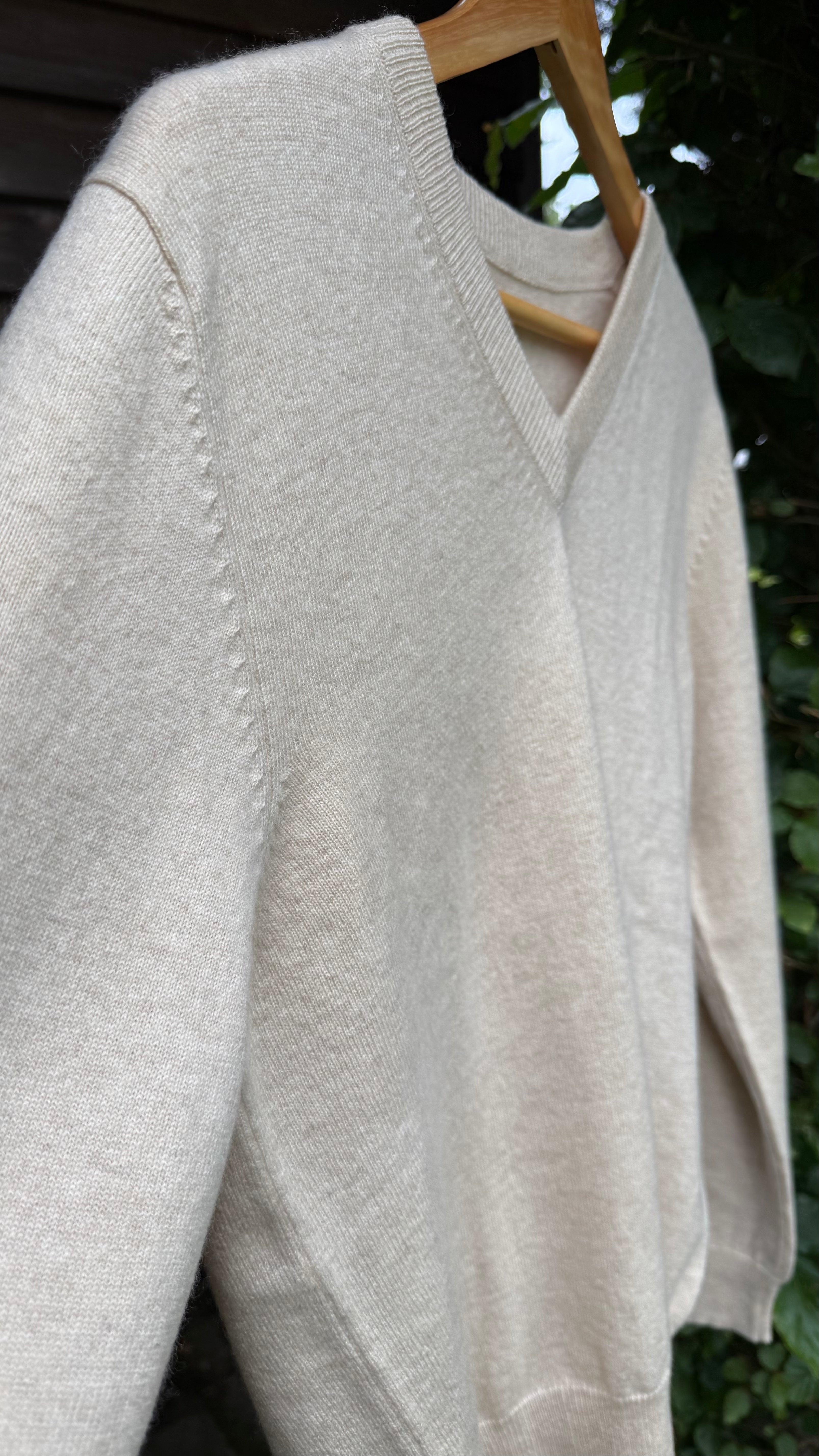 Handknit Cashmere V-Neck Sweater | Undyed
