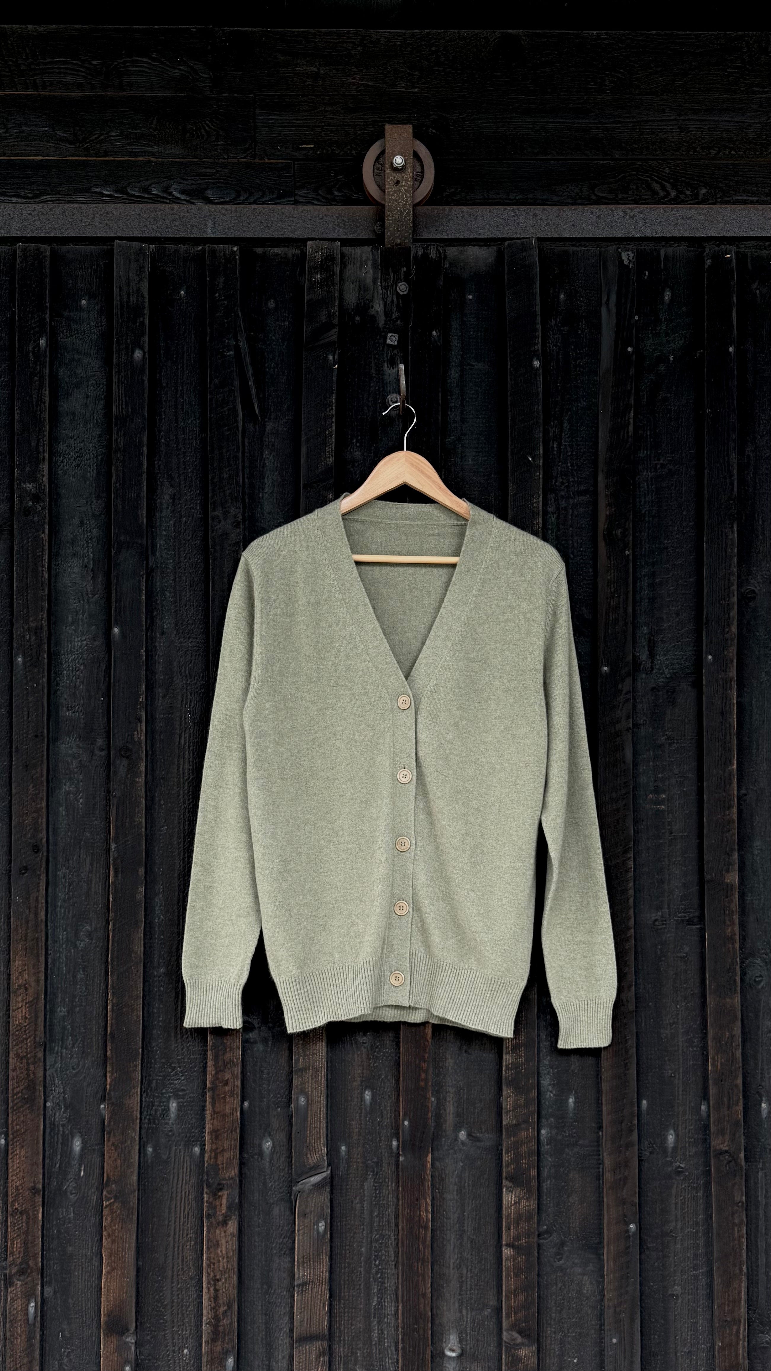Botanically-Dyed Handknit Cashmere Cardigan | Juniperus